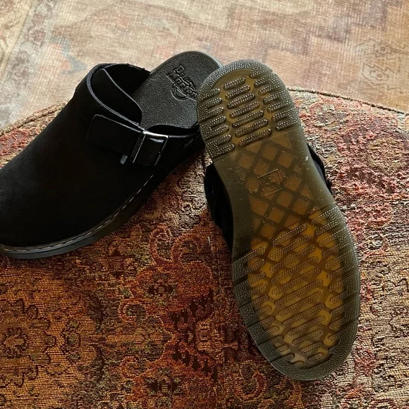 Dr Martens Carlson Black Suede Sz L10/M9 Brand new never worn no box. - Picture 2 of 2